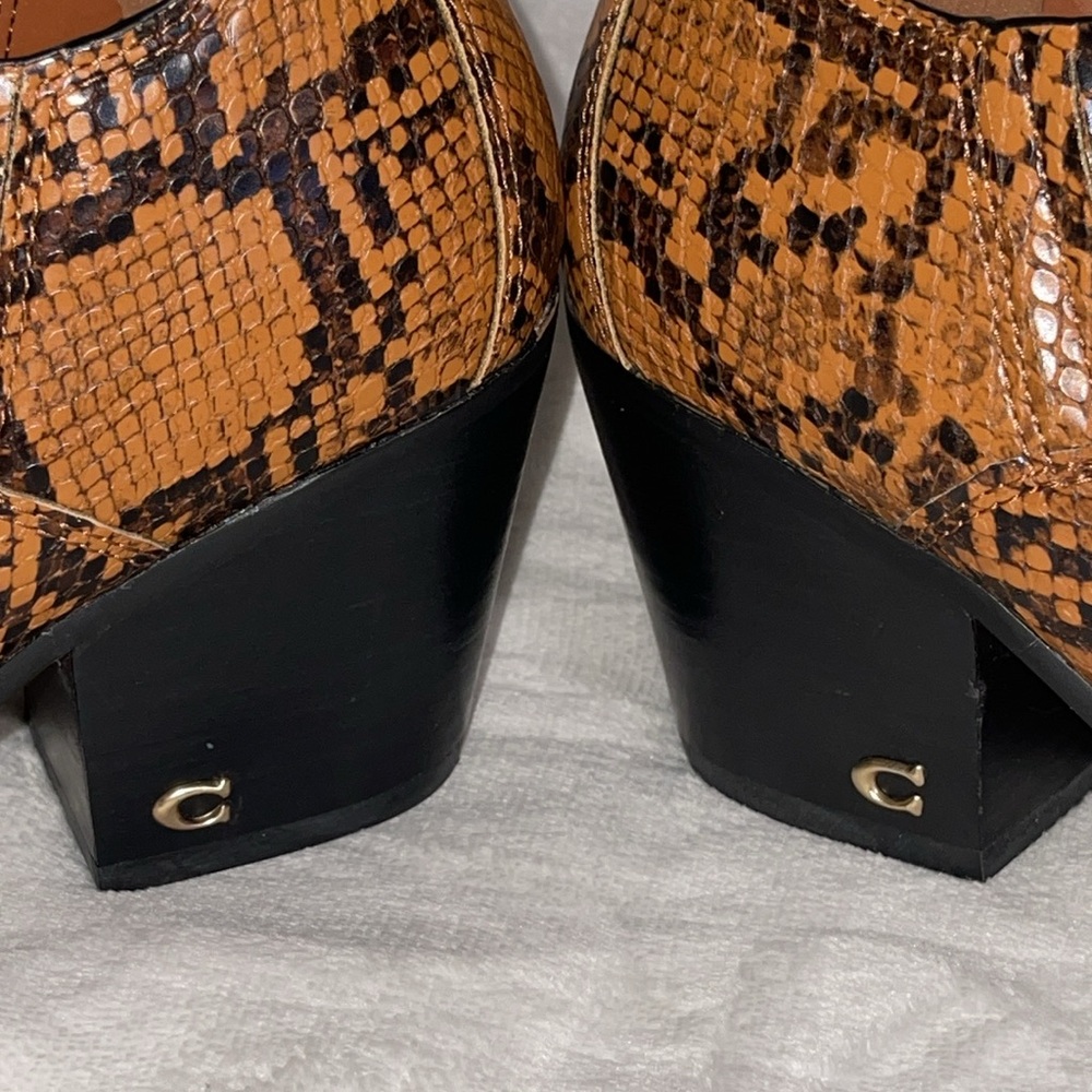 Coach Women’s Tan and Black w/Snakeskin Boots Size 7 C US 37.5 EUR - Picture 12 of 13